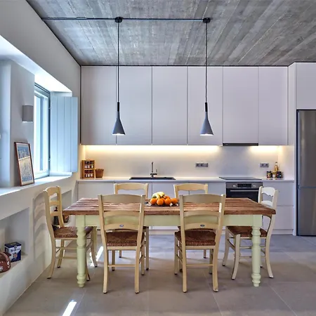 Pezoules House Ii Vila